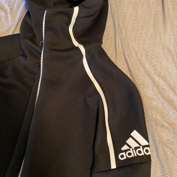 Adidas Zip Up hoodie Brand New M - Picture 2 of 5